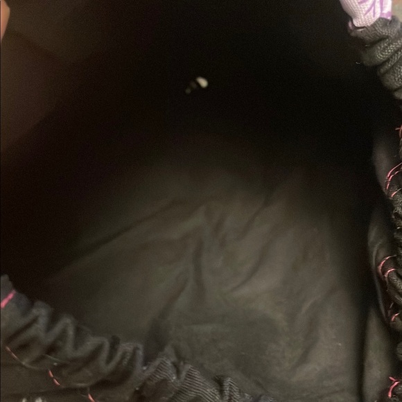 Black Floral Drawstring Bag - Picture 3 of 3